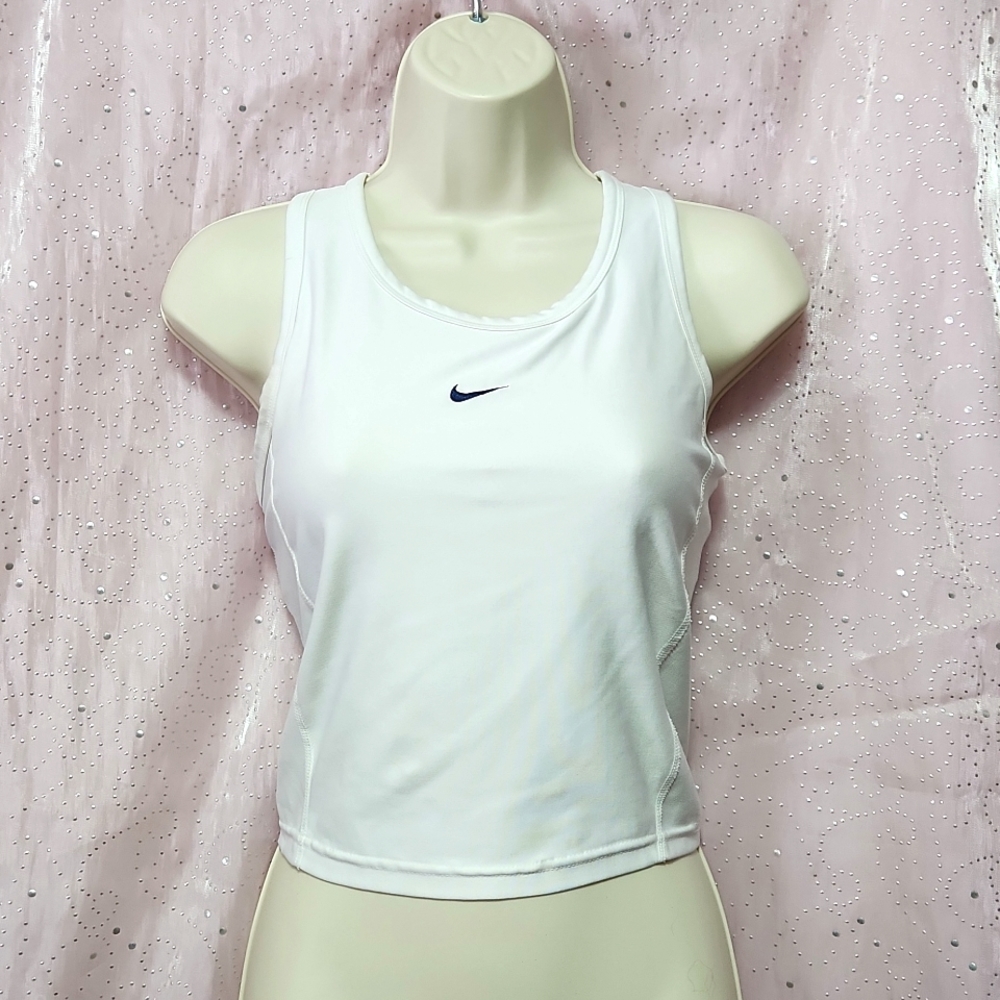 Nike sports top